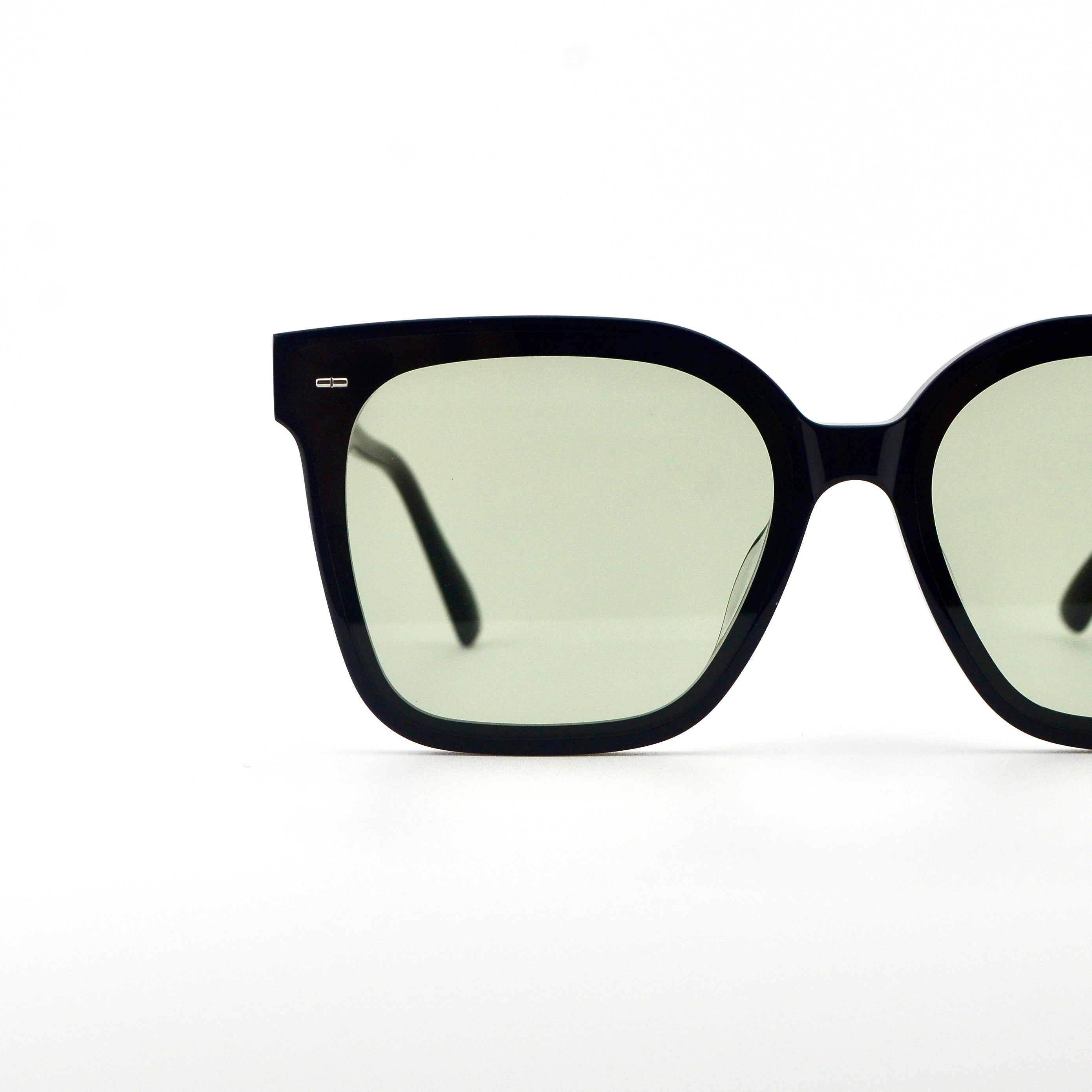 Brucey | Black - Green