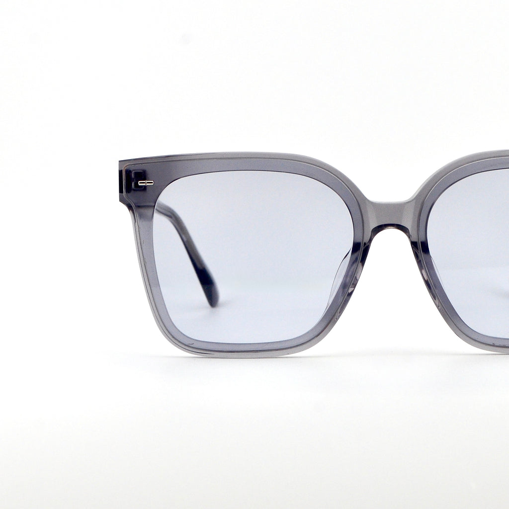 Brucey | Gray - Gray