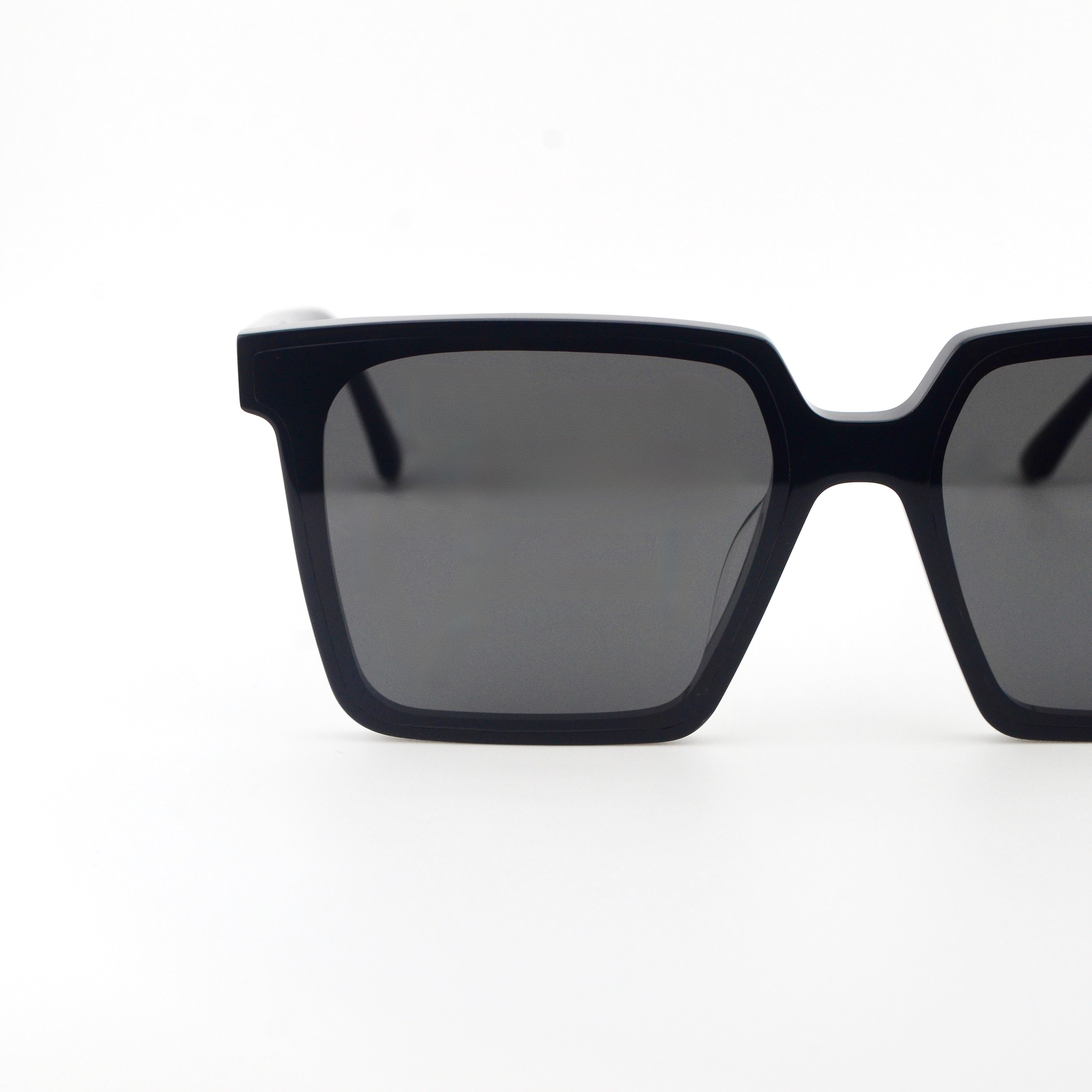 ペッパー | ブラック - ブラック