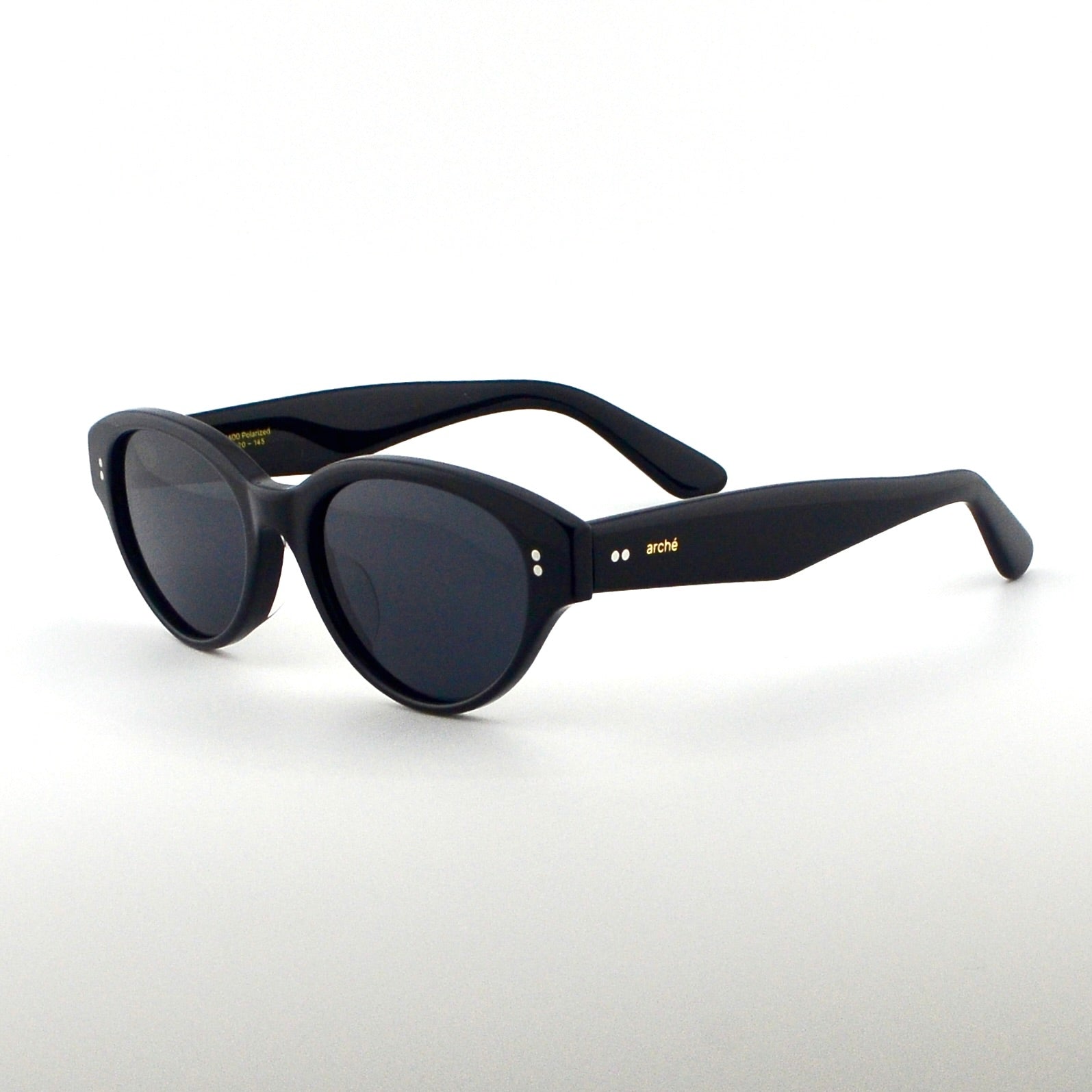 Russ | Black - Black