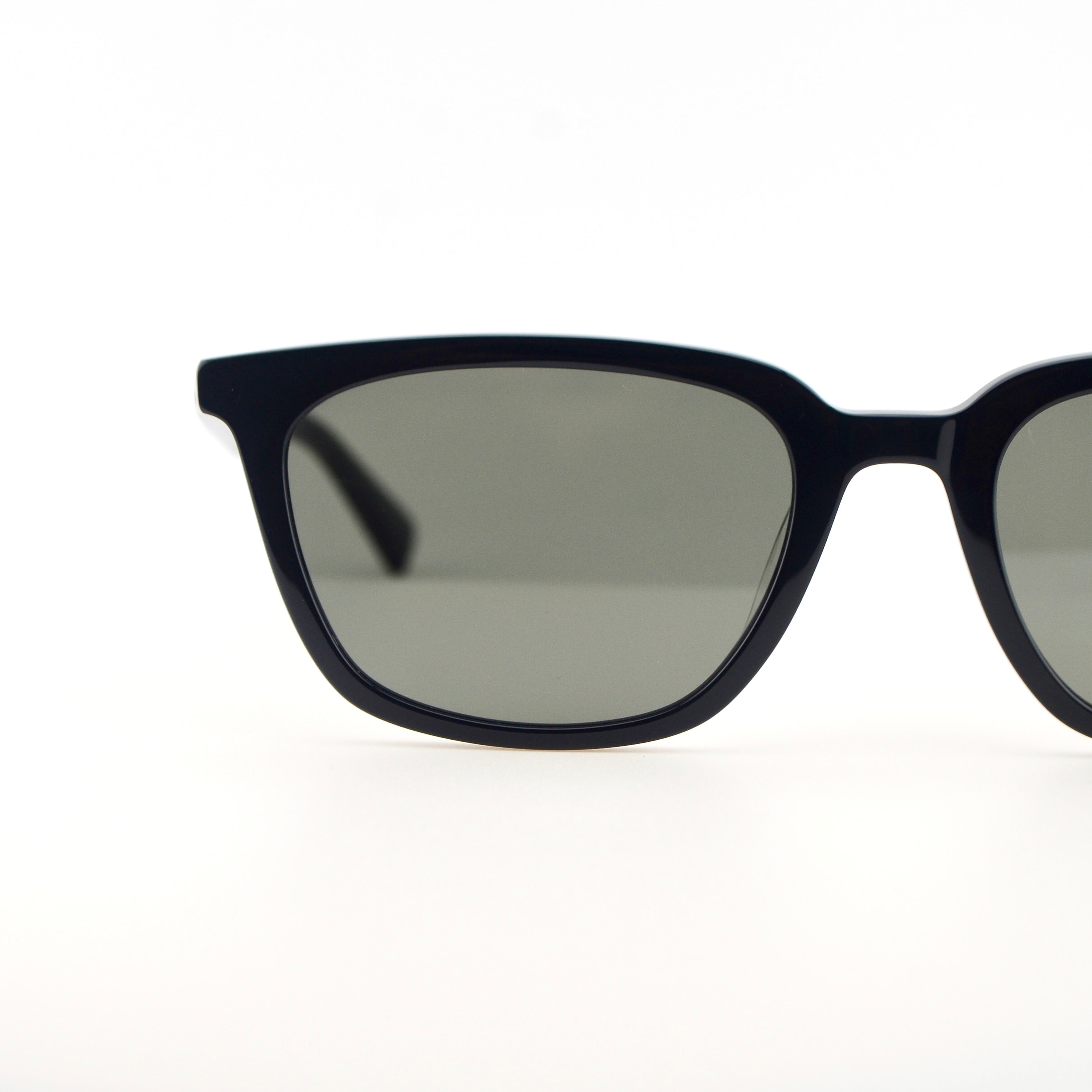 Shino | Black - Black