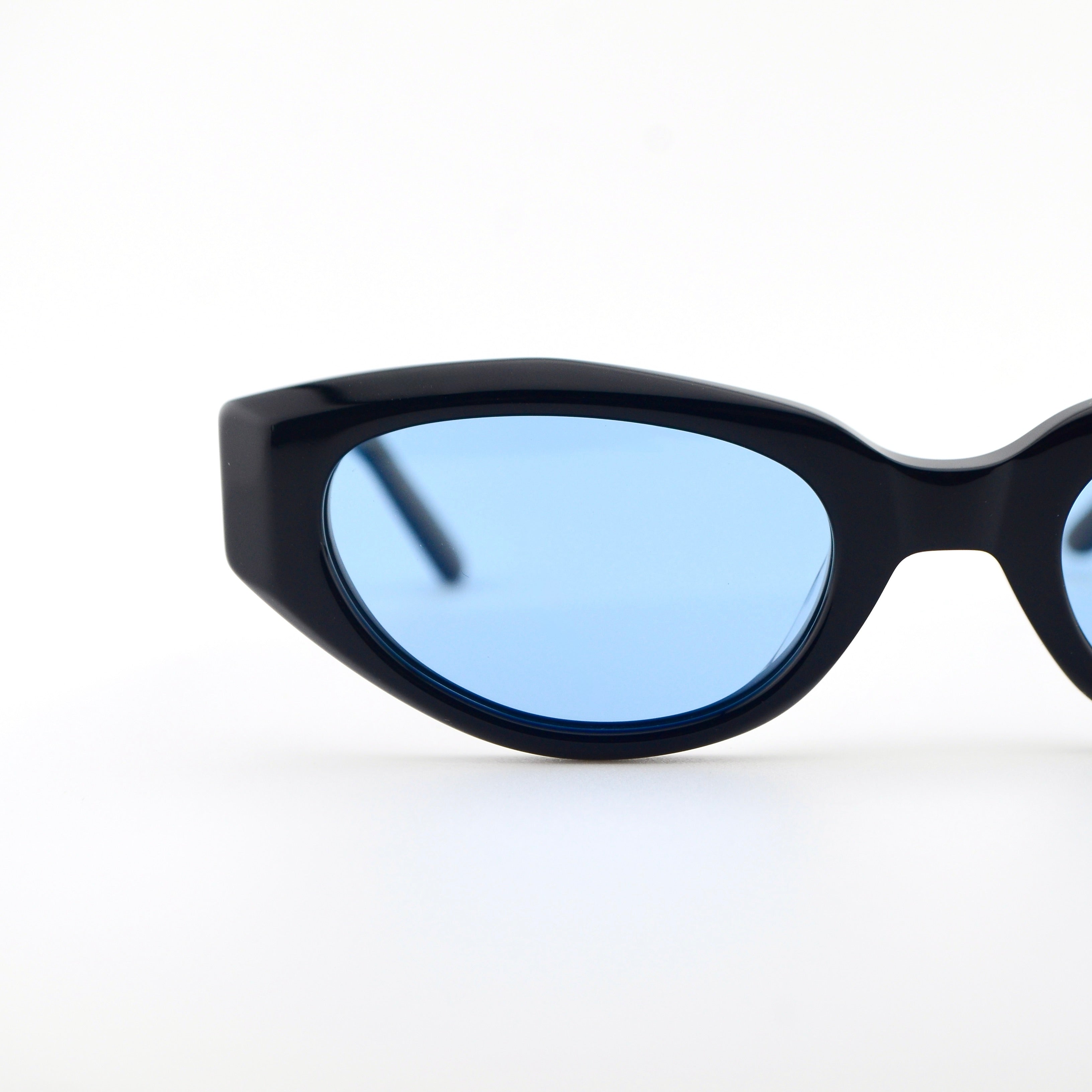 スタン | ブラック - ブルー