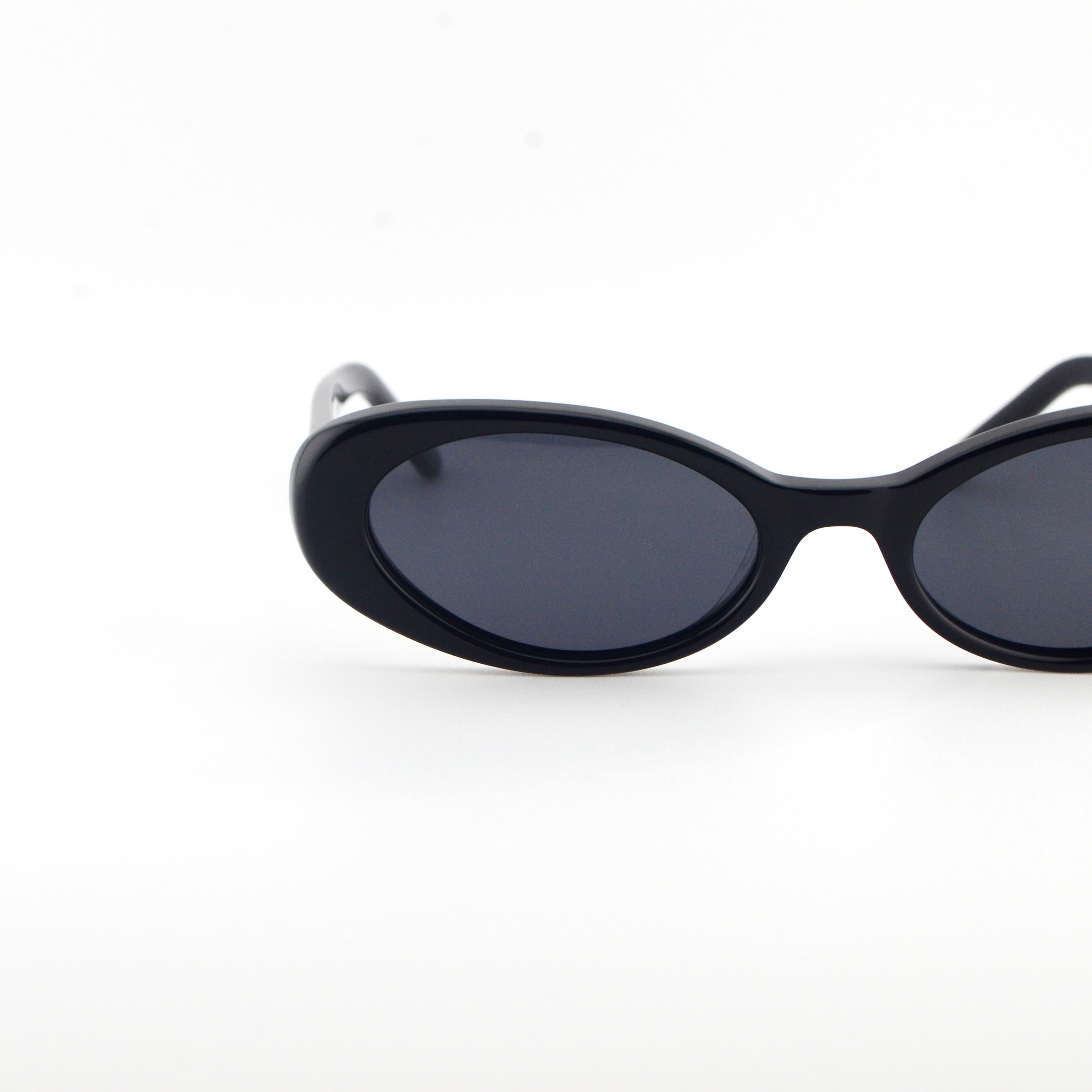 Thea | Black - Black