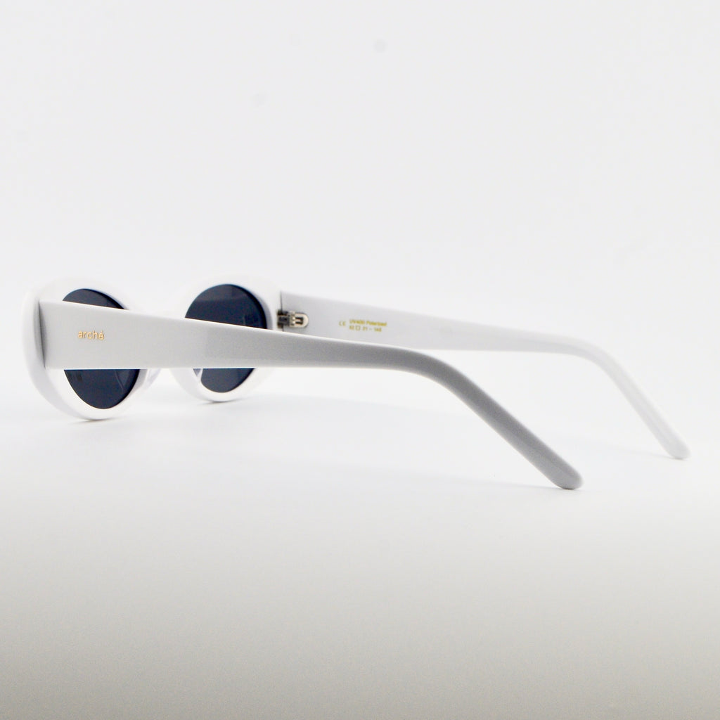 Thea | White - Black